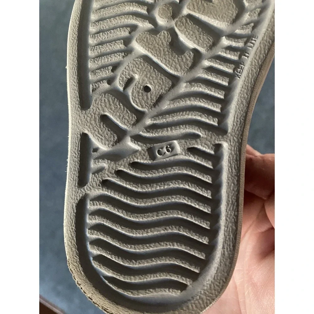 Native Jefferson Shoes Size C6, Color Grey - Perfect Summer Shoe for Toddlers